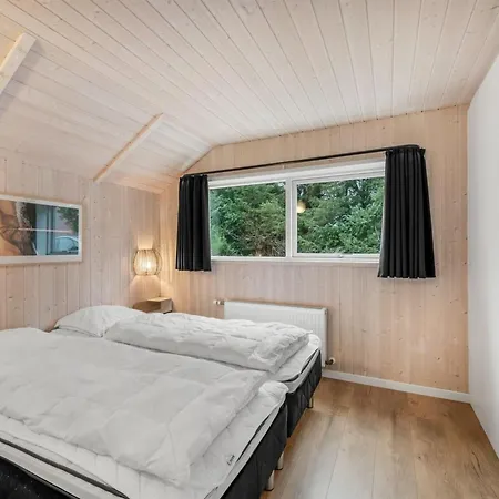 Semesterbostad Jeldrik - 1-5km From The Sea By Interhome
