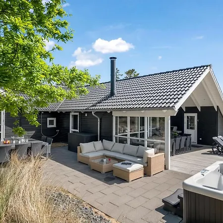 Semesterbostad Jeldrik - 1-5km From The Sea By Interhome Blåvand
